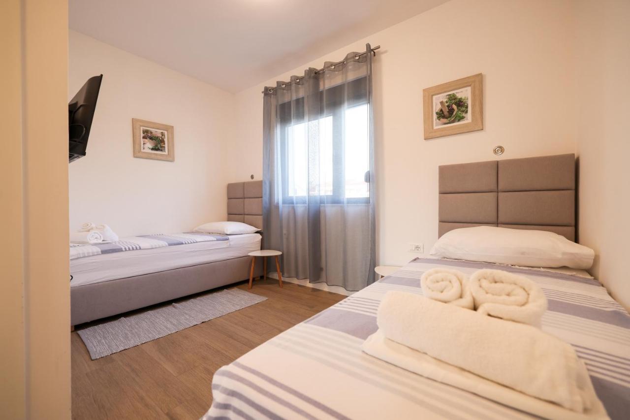 Apartmani Mato 1 Zadar Exterior foto